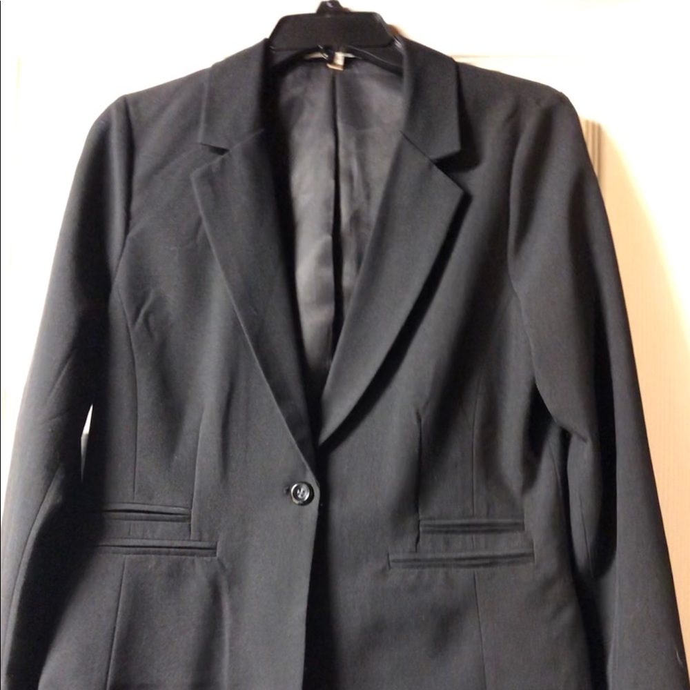 STRETCHY BLAZER🖤